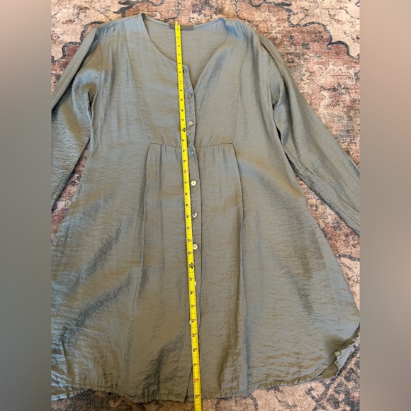 cut loose Olive Green Button-Front Long Sleeve Tunic Boho Resort - Picture 5 of 7